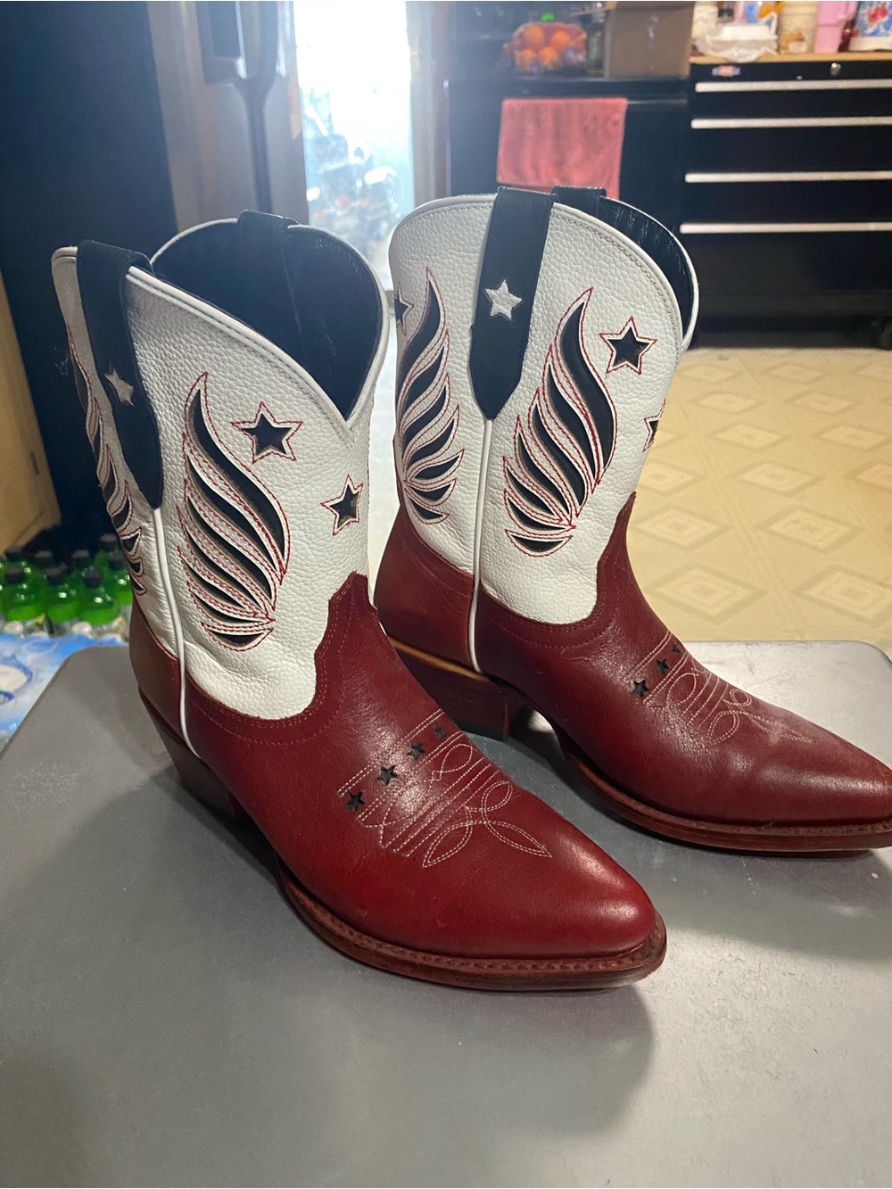 Women’s Two-Tone Red and White Western Cowboy Boots